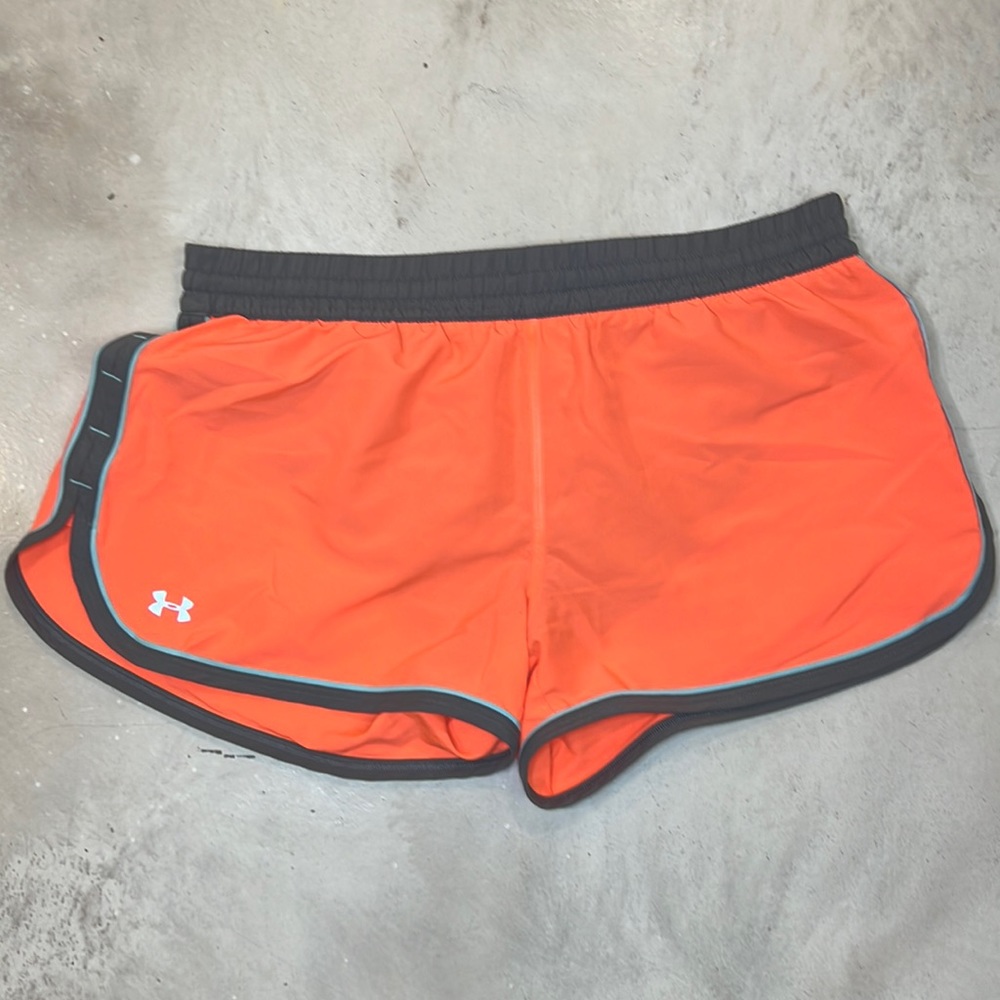 Under Armour - Size M running shorts
